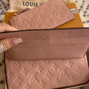 Felice pochette pink leather brand new with tags